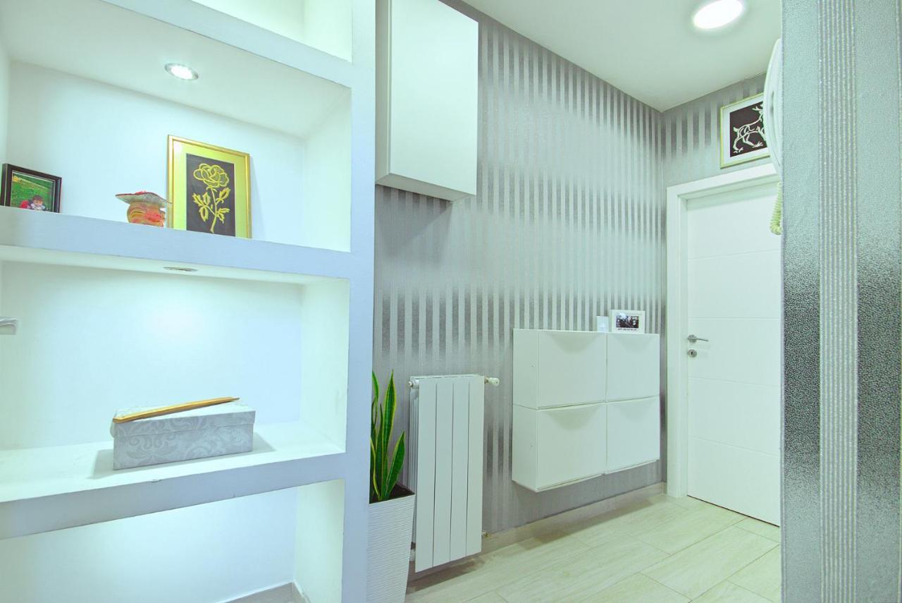 App Enterprise Umag Apartment Exterior photo